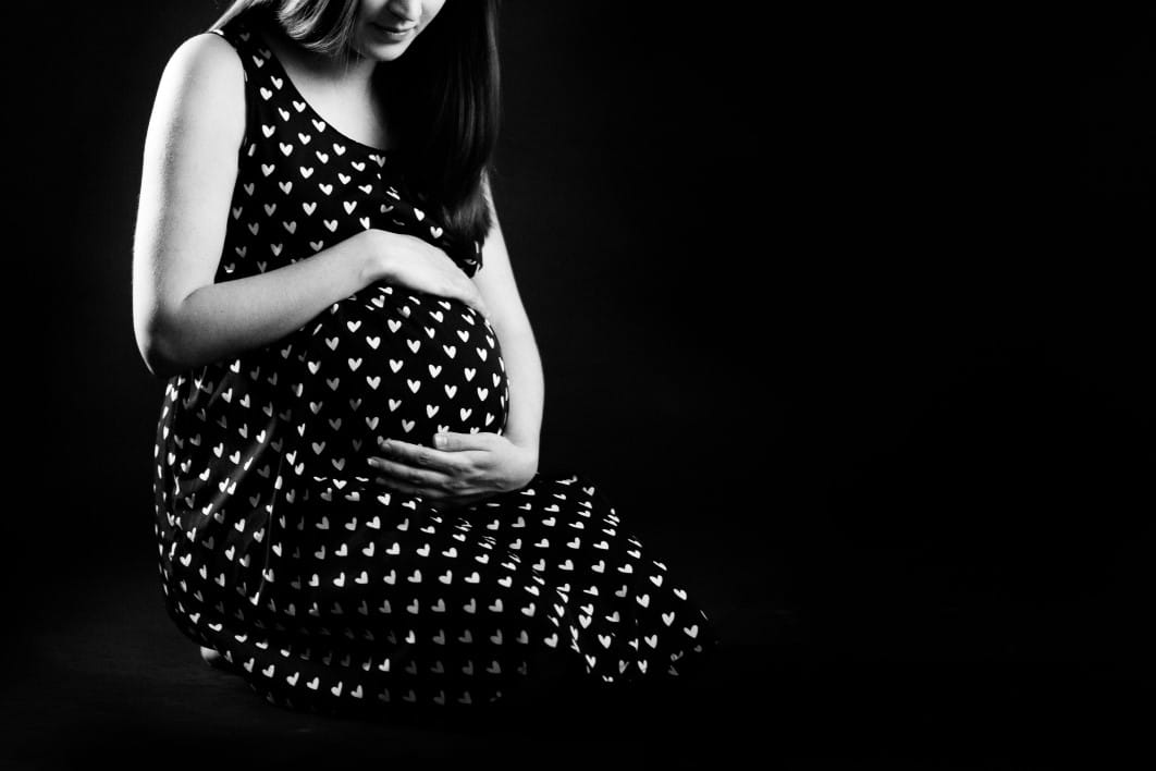 كيف أعرف أني حامل - علامات الحمل المبكرة جداً